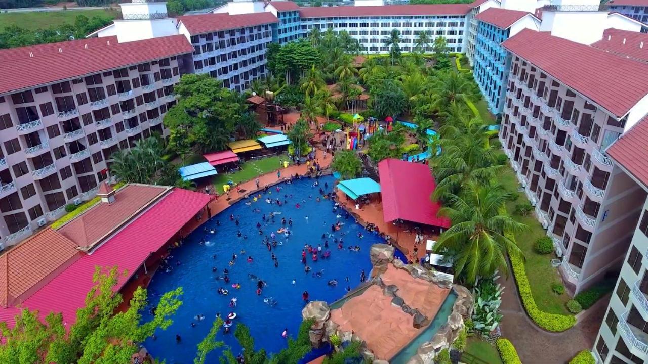 Lotus Desaru Beach Resort & Spa Bandar Penawar Exterior photo