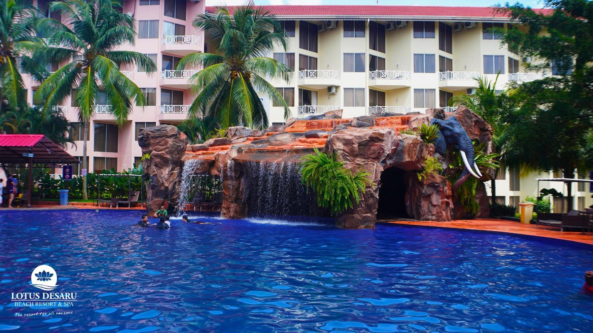 Lotus Desaru Beach Resort & Spa Bandar Penawar Exterior photo